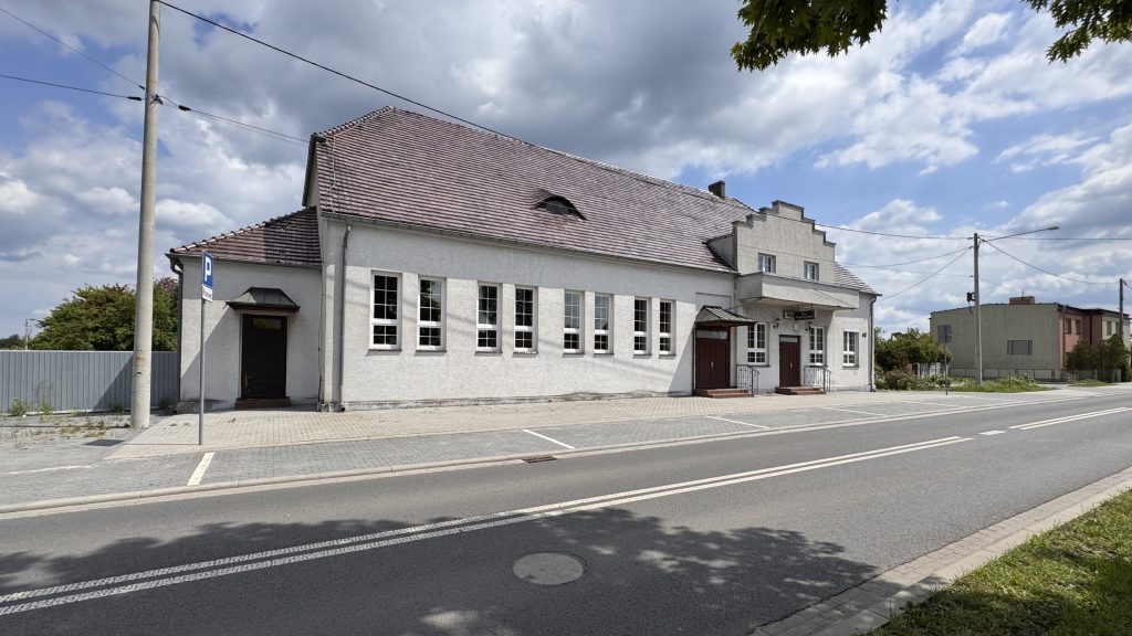Do wynajęcia przestronny lokal użytkowy o powierzchni całkowitej ok. 400 m²