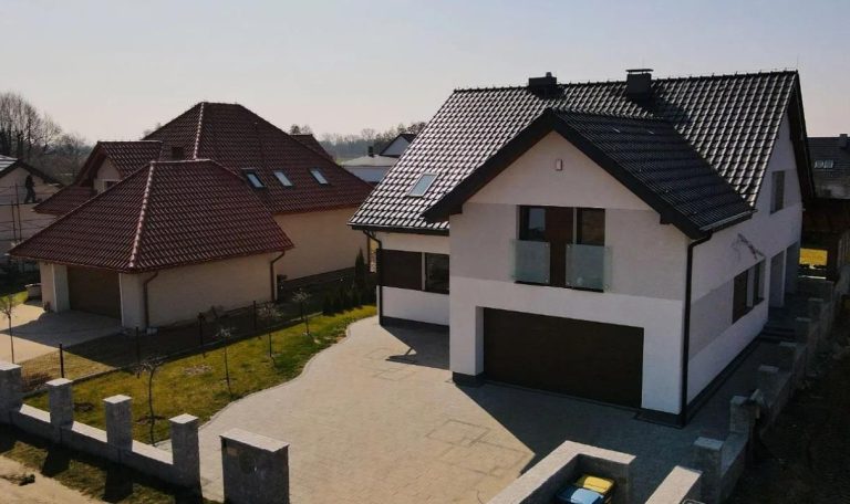 Dom na sprzedaż | 7 pokoi | 285 m² | Opole – Czarnowąsy