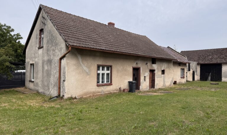 Dom na sprzedaż | do remontu | duża działka | Węgry