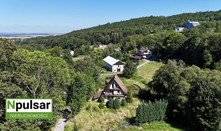 Dom na sprzedaż | 184m2 | 19 a | Jarnotłówek