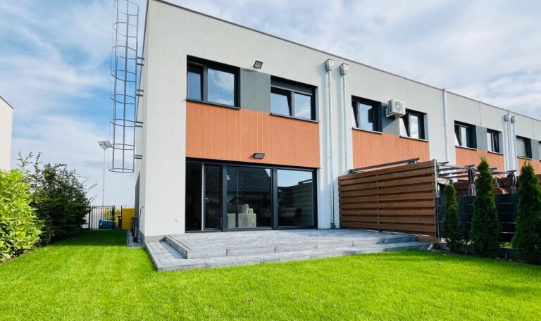 Nieruchomości - Dom na sprzedaż | 5 pokoi | 110 m2 | Chmielowice | bez podatku PCC | bez prowizji |