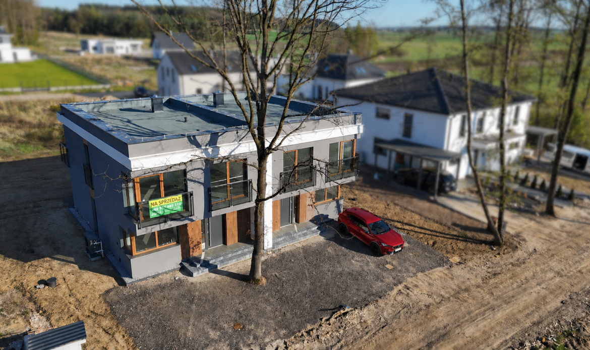 | Dom pod Opolem |123m2 | Obok las | Duże przeszklenia | Komfort |