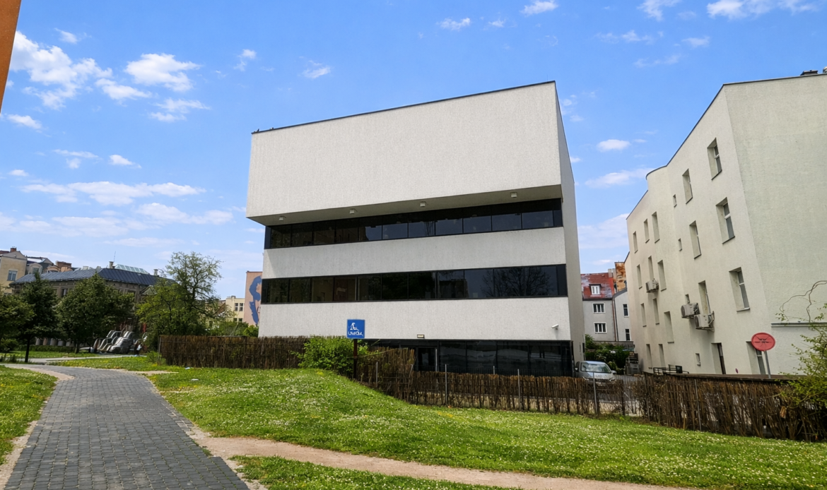 Strona główna - Na sprzedaż nowoczesny budynek biurowy | OPOLE