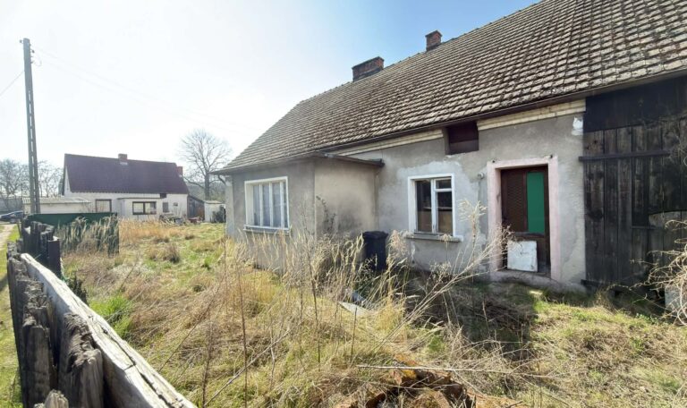 Dom do remontu na sprzedaż | 160m2 | Dobrzeń Wielki