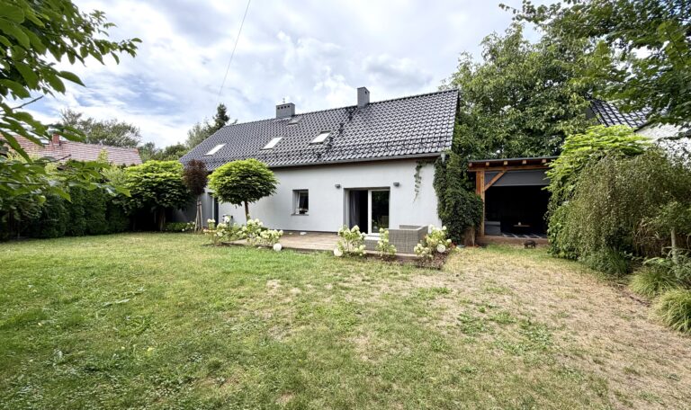 Strona główna - Dom na sprzedaż | 200 m2 | 4 sypialnie | Opole – Kolonia Gosławicka